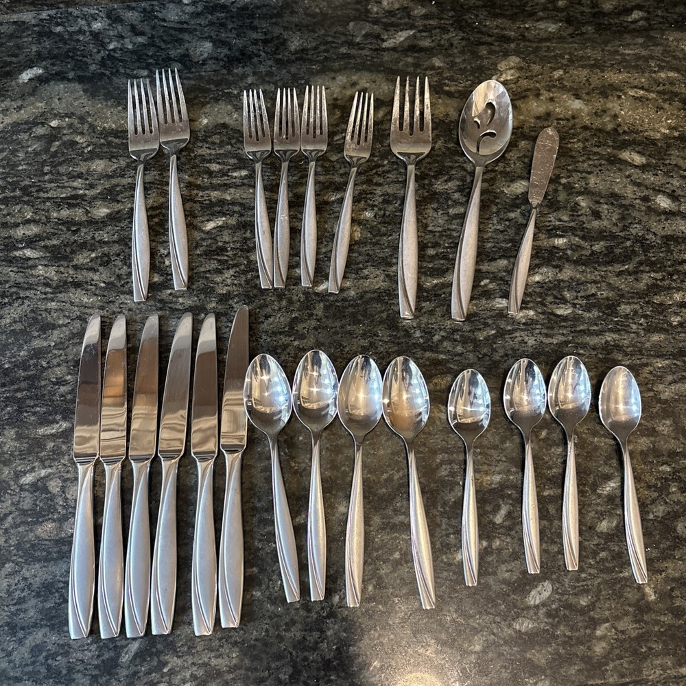 Oneida CAMLYNN CLEO Frost Stainless Flatware Set of 23 Mixed Lot